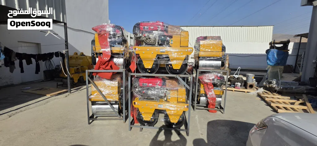 1 ,2 and 3 ton roller compactor avaliable, warranty is 6 month for engine and pump