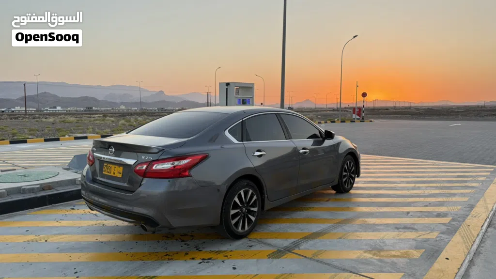 Nissan Altima S