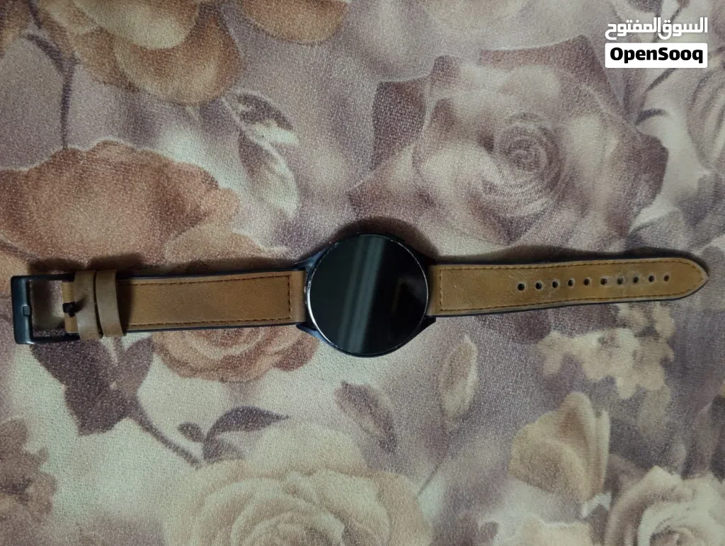 ساعة سامسونج Galaxy Watch 5 - حالة ممتازة مع 3 أحزمة إضافية