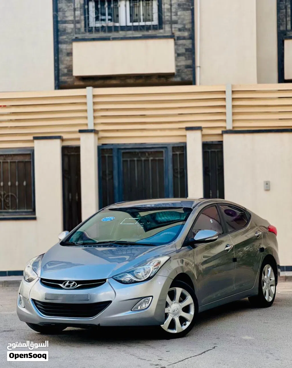 Hyundai Avante Limited