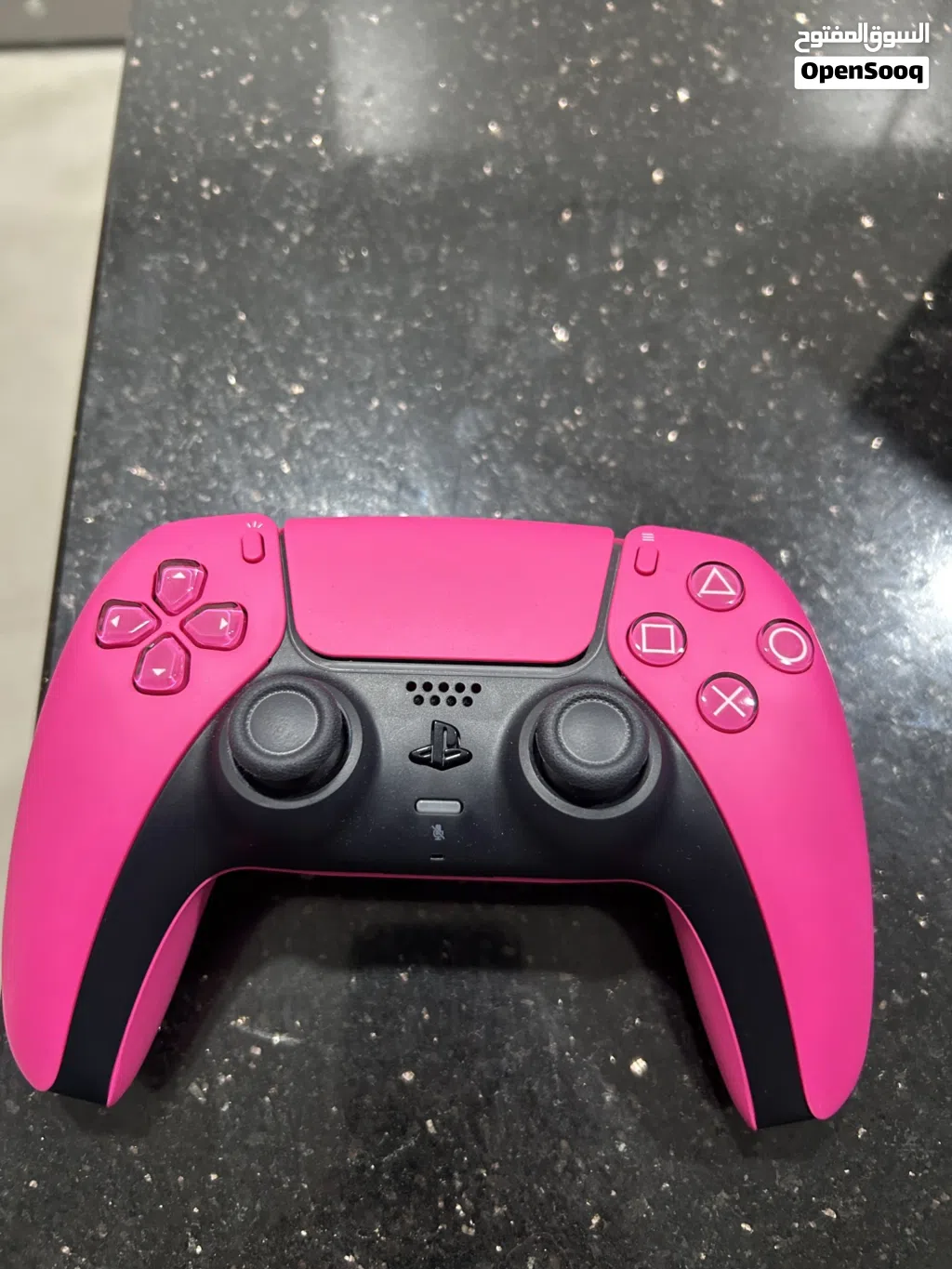 Pink PS5 controller barely used شبه مستعمل