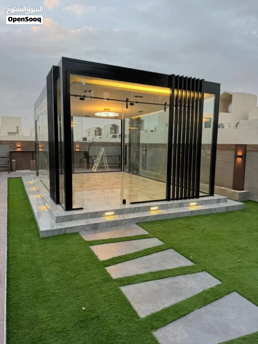 تصميم جلسات خارجية وغرف زجاجية برجولات حدائق مظلات سواتر احواض زراعيه تكسيات خشبية ديكورات حدائق