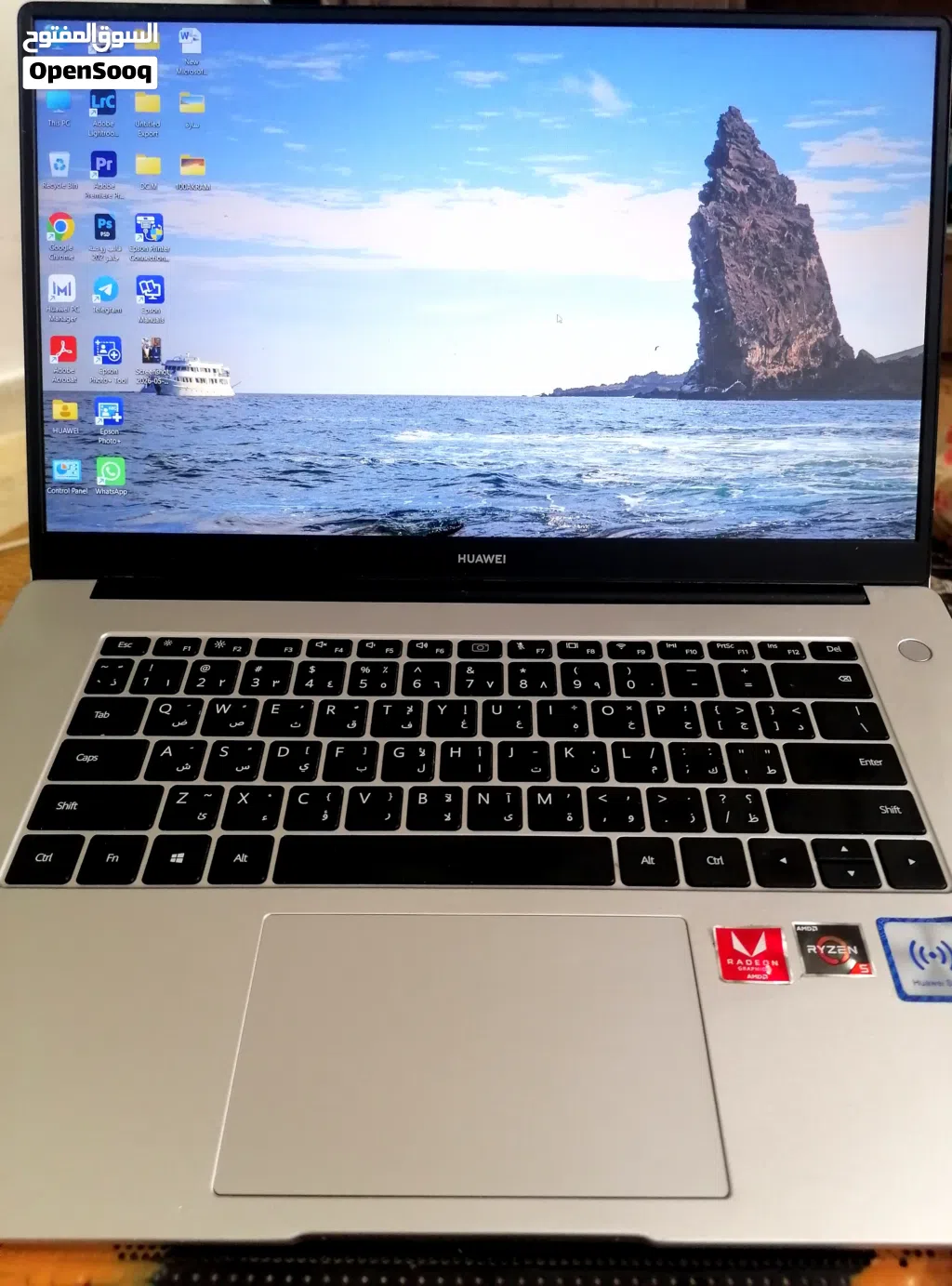 لاب توب هواوي ميت بوك قياس الشاشة 15.6 لابتوب هواوي ميت بوك (HUAWEI MateBook) نظيف جداً بحالة الوكال