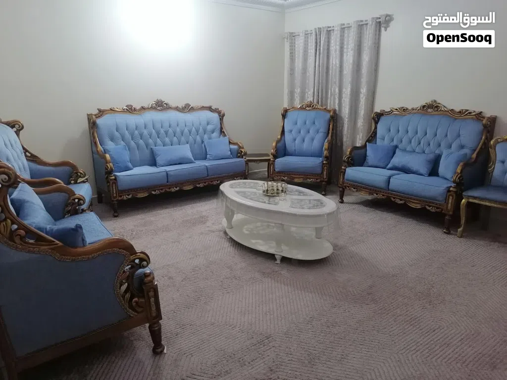 كنب خشب زان فخم حفر خشبي نظيف جدا