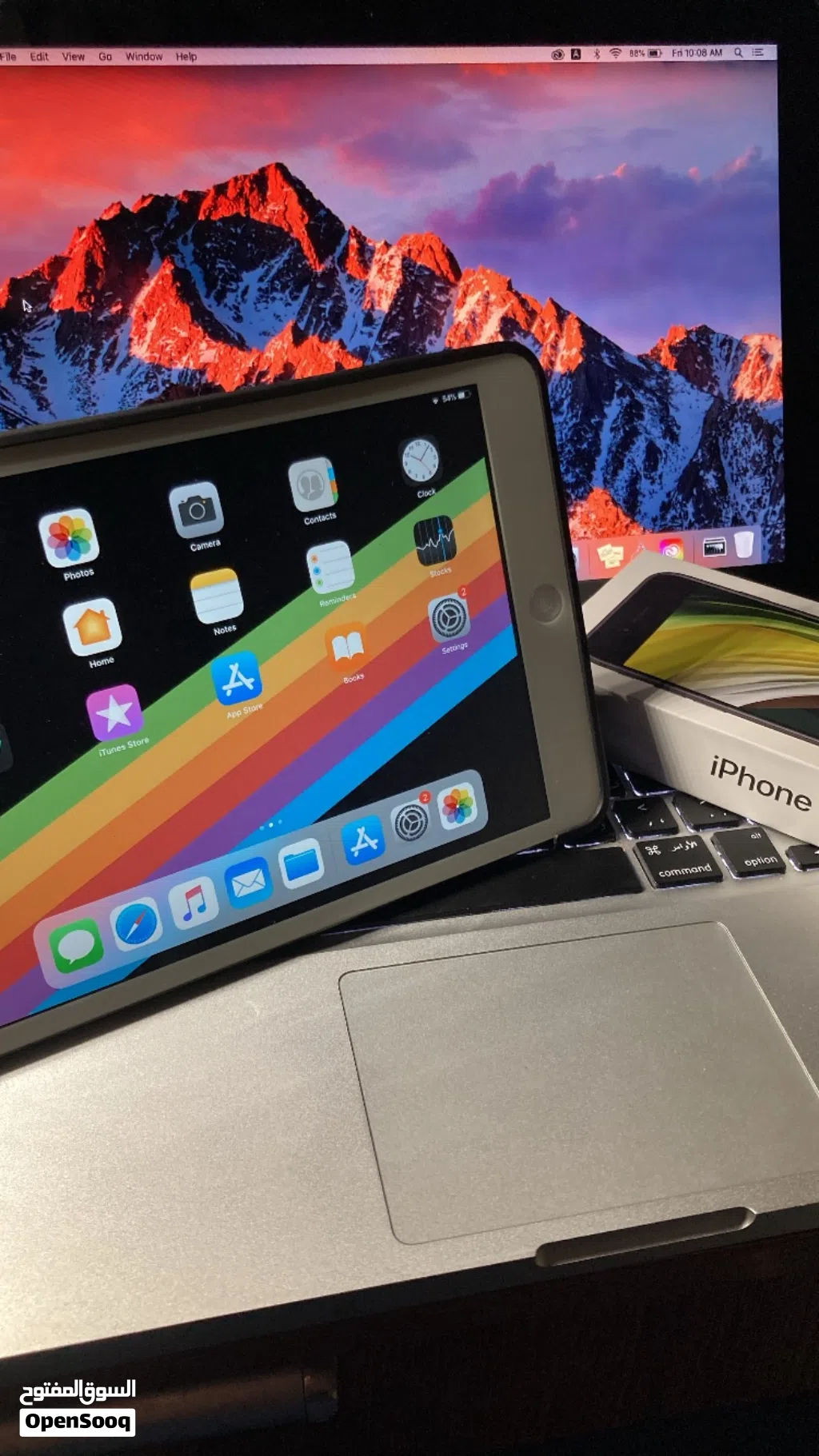 iPad Mini 2 - قابل للتفاوض مع كفر و شاحن