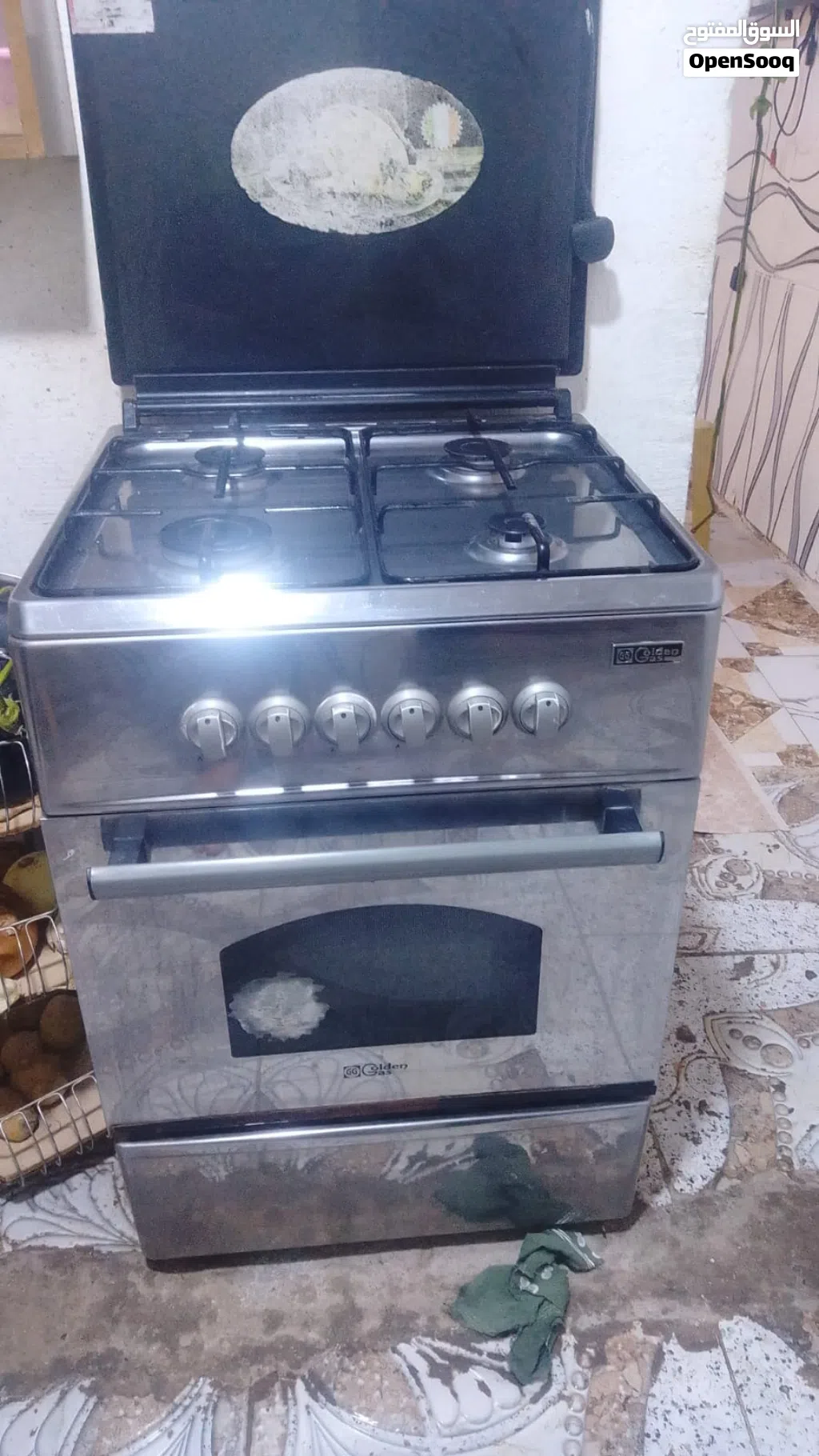 طباخ للبيع نضيف مثل بلصوره 100وبي مجال المكان البصرة لحيانيه