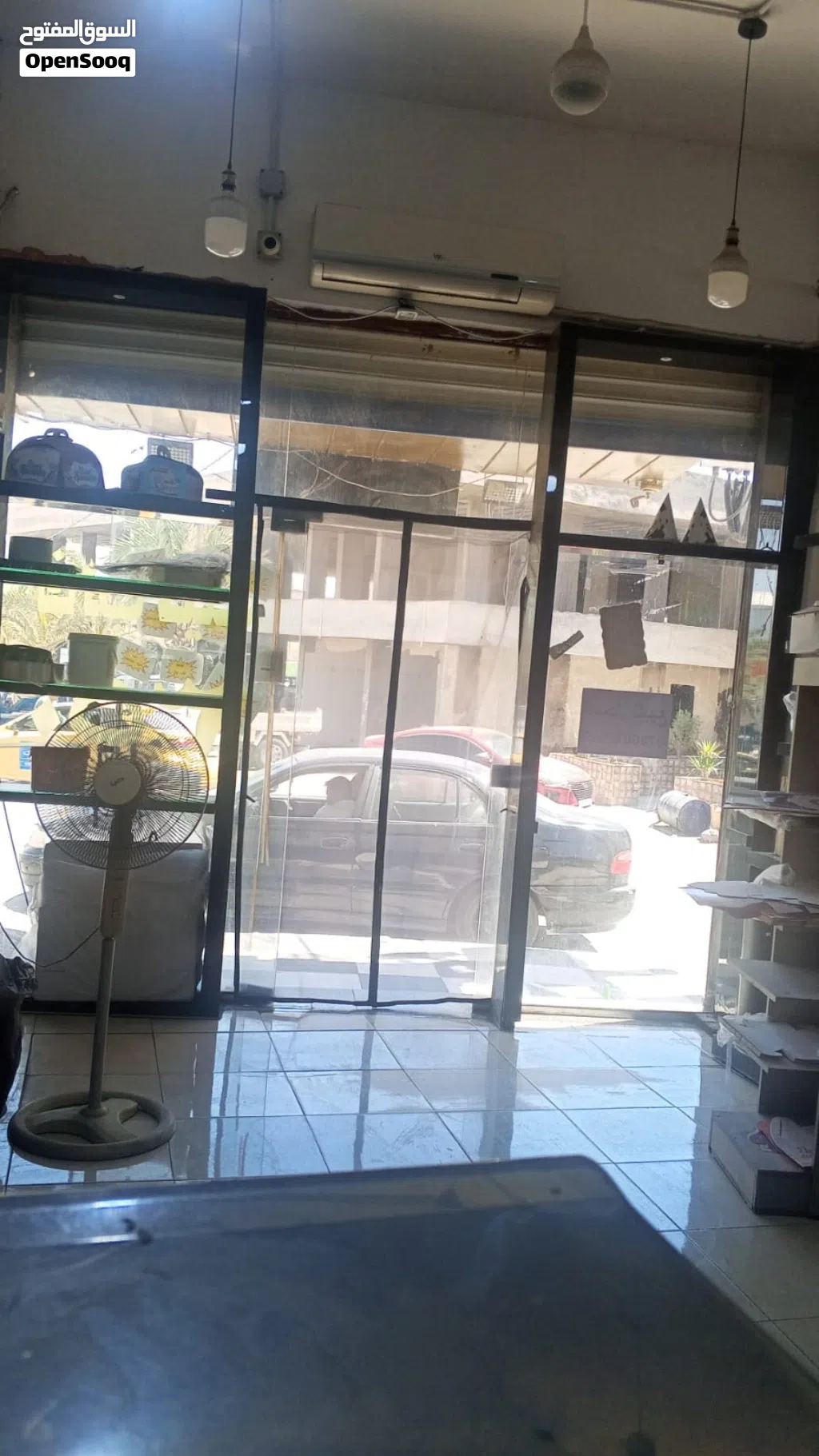 محل للبيع موقع مميز