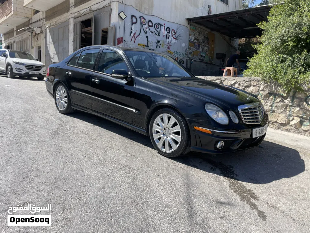 مرسيدس بنز الفئة-E E 300