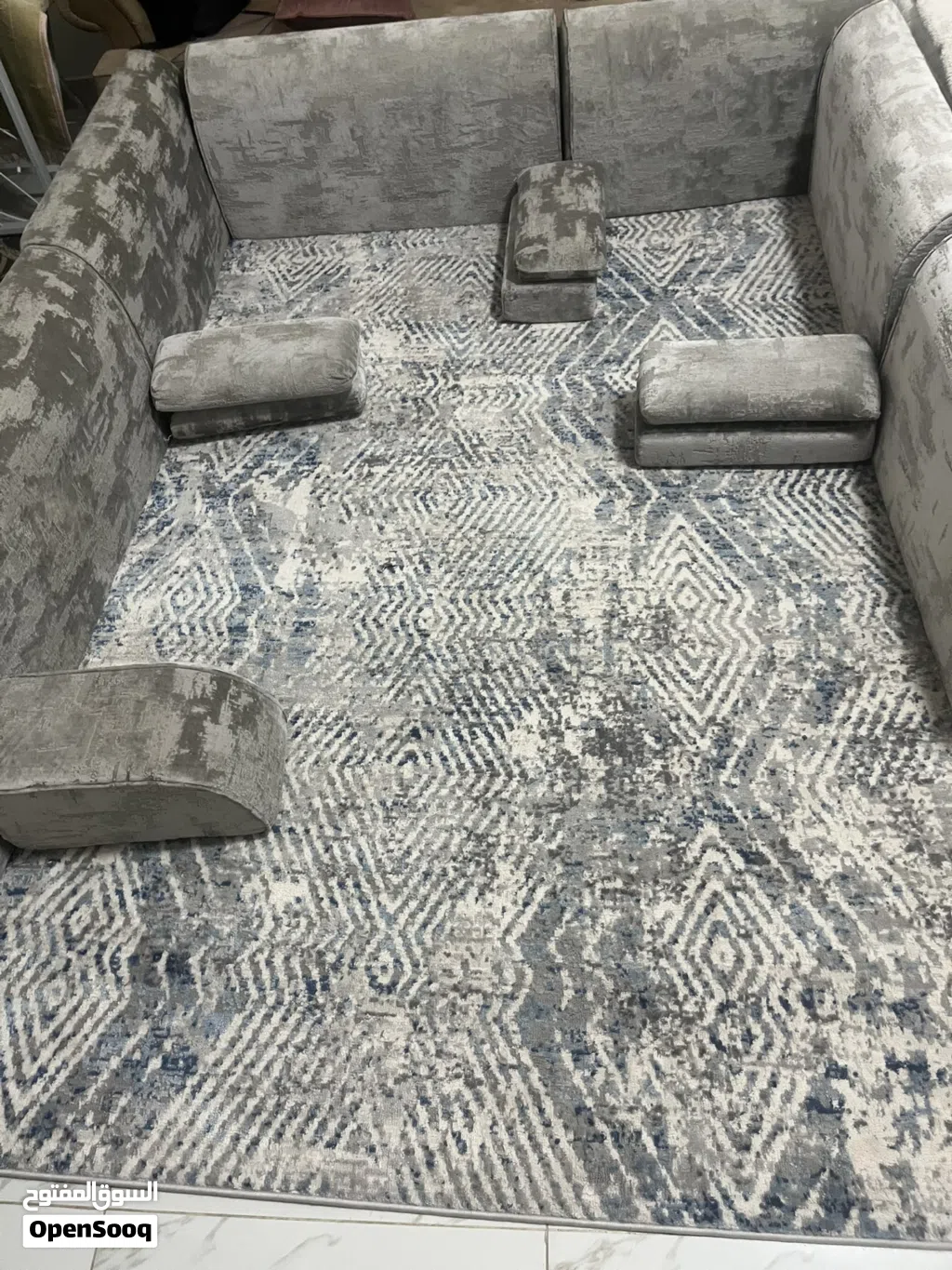 مساند أرضية