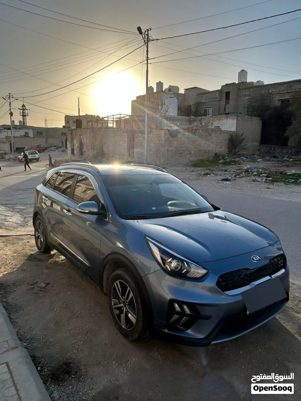 كيا نيرو Standard