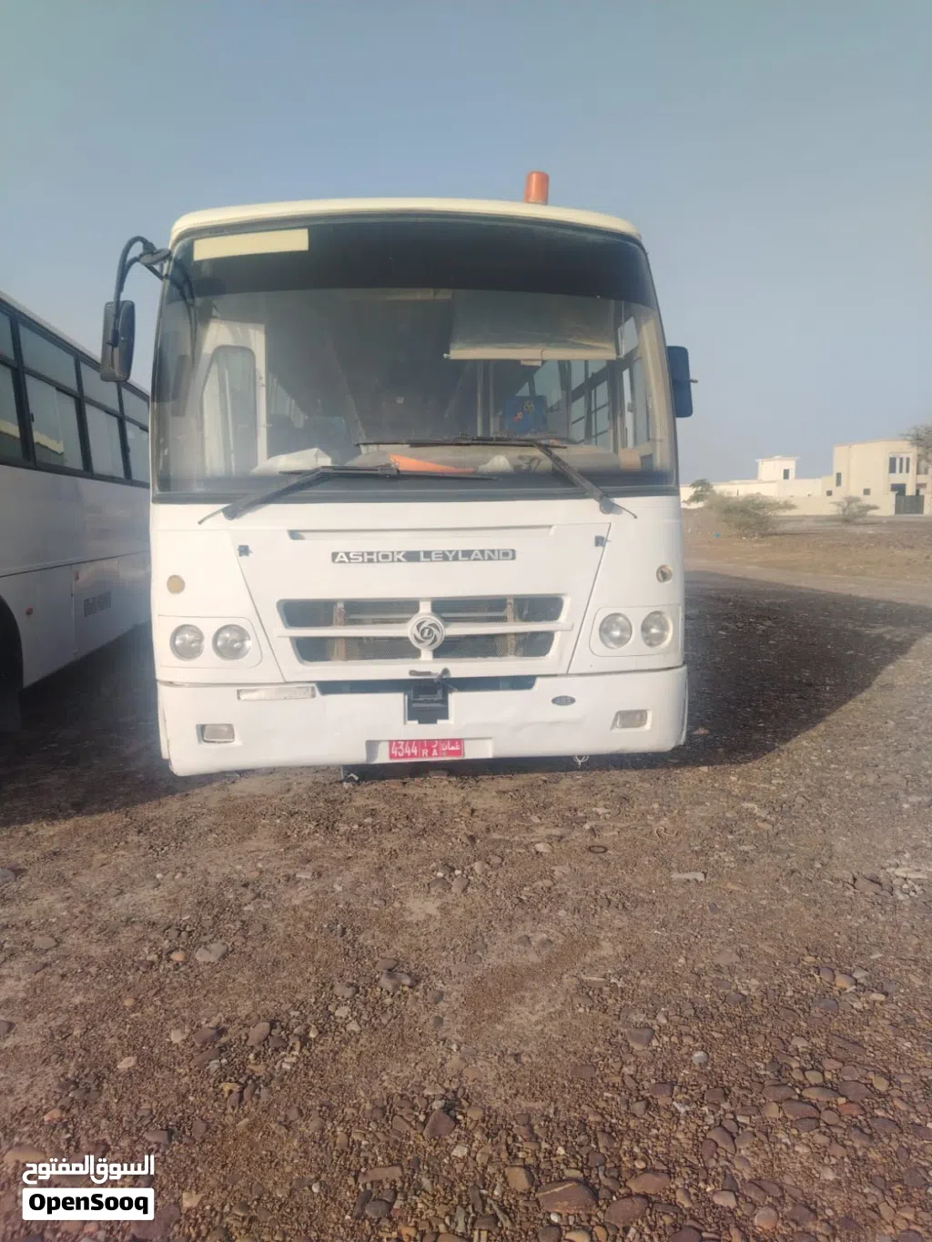 باص اشوك ليلان بحالة جيدة للبيع