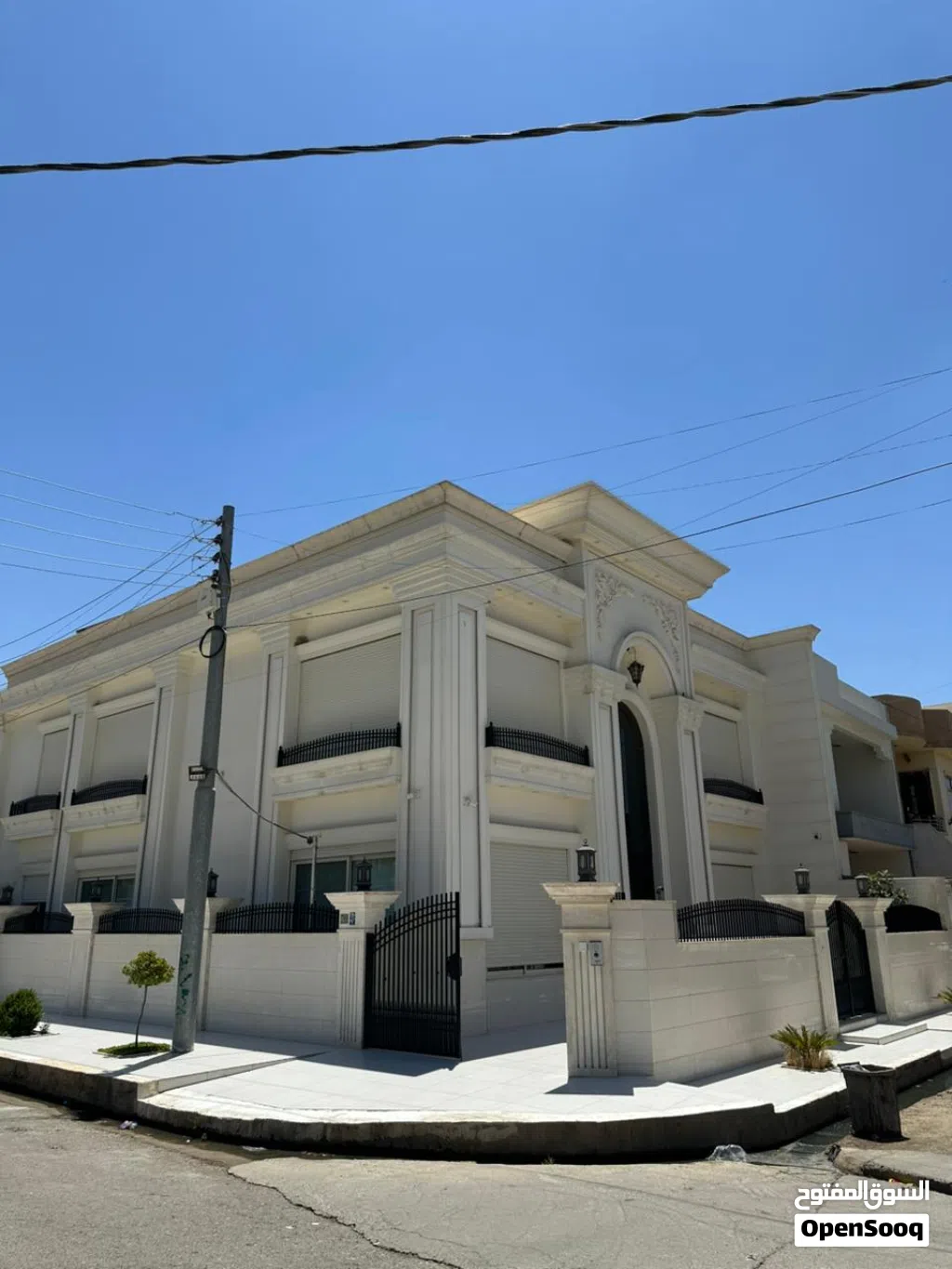 دار حديث vip بمساحة 265م ثلاث طوابق للبيع