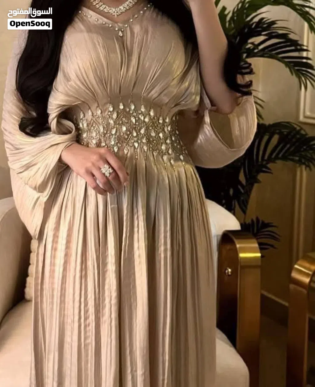 فساتين سهرة للبيع