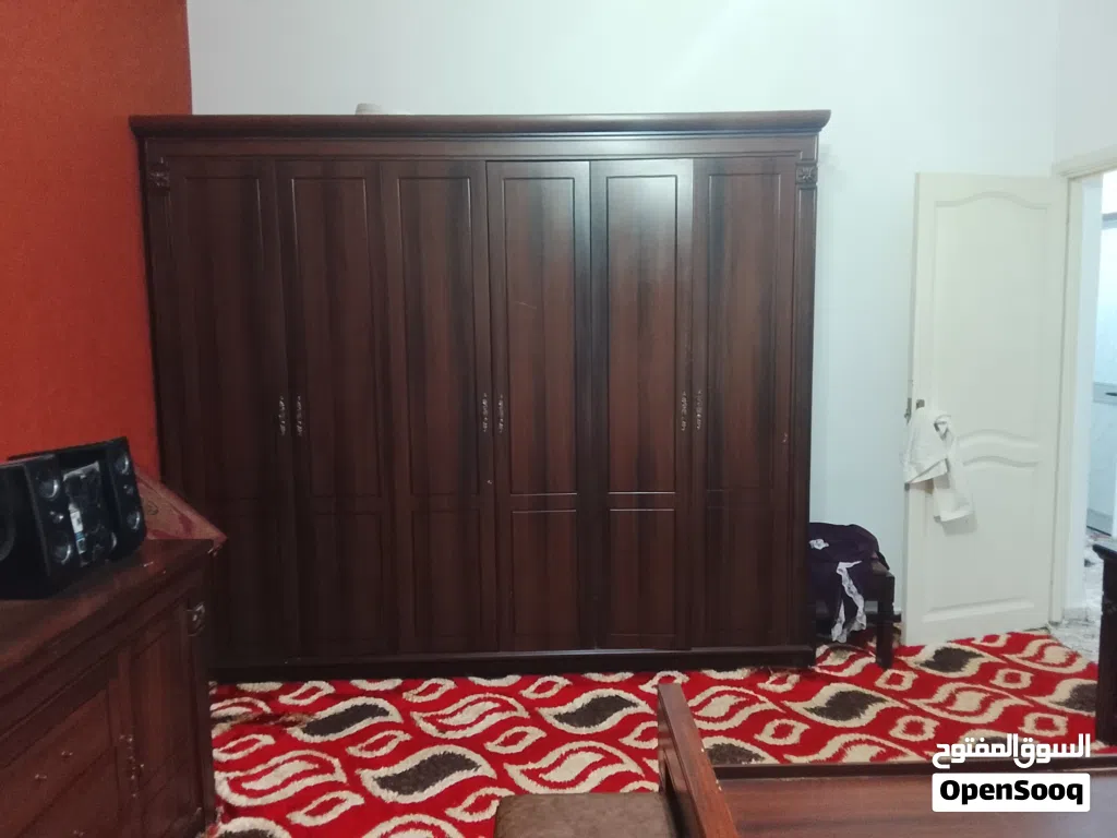 موبيليه زوجية نظيفة للبيع في مصراته