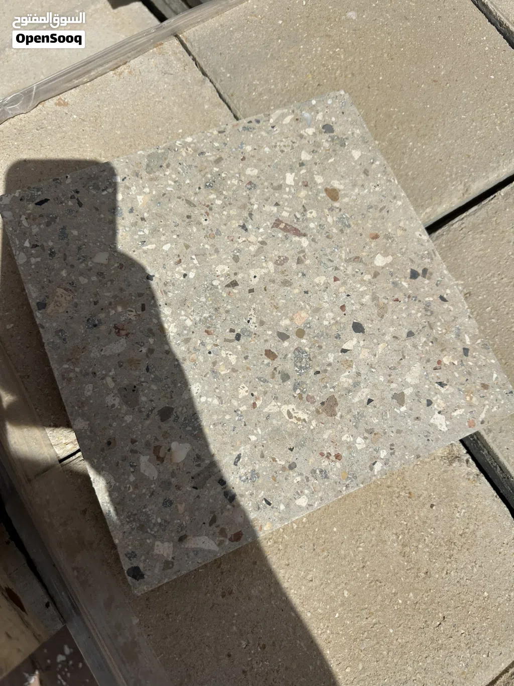 زليز 25*25 للبيع 90متر