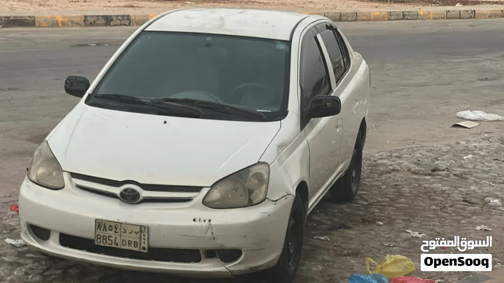 تويوتا اكو Base