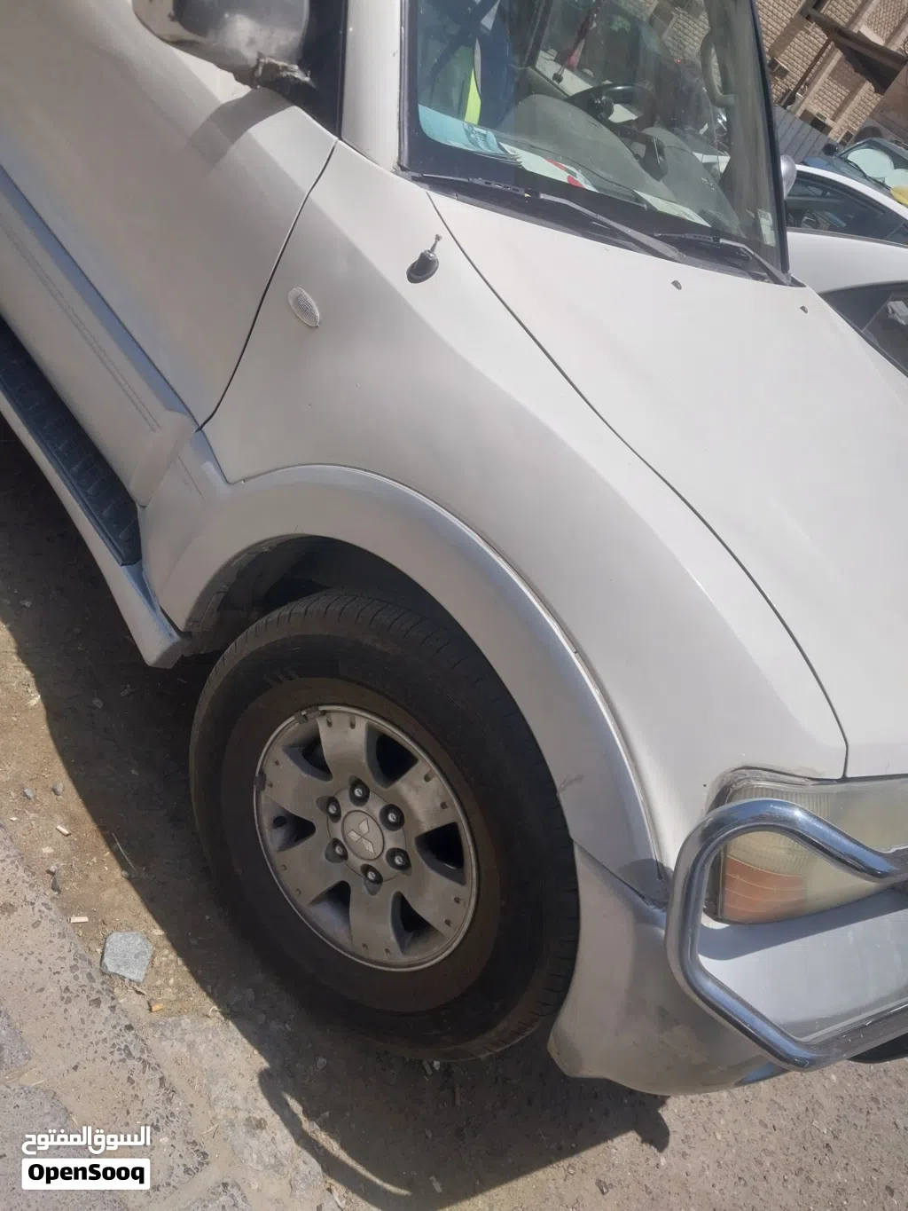 Mitsubishi Pajero GLX