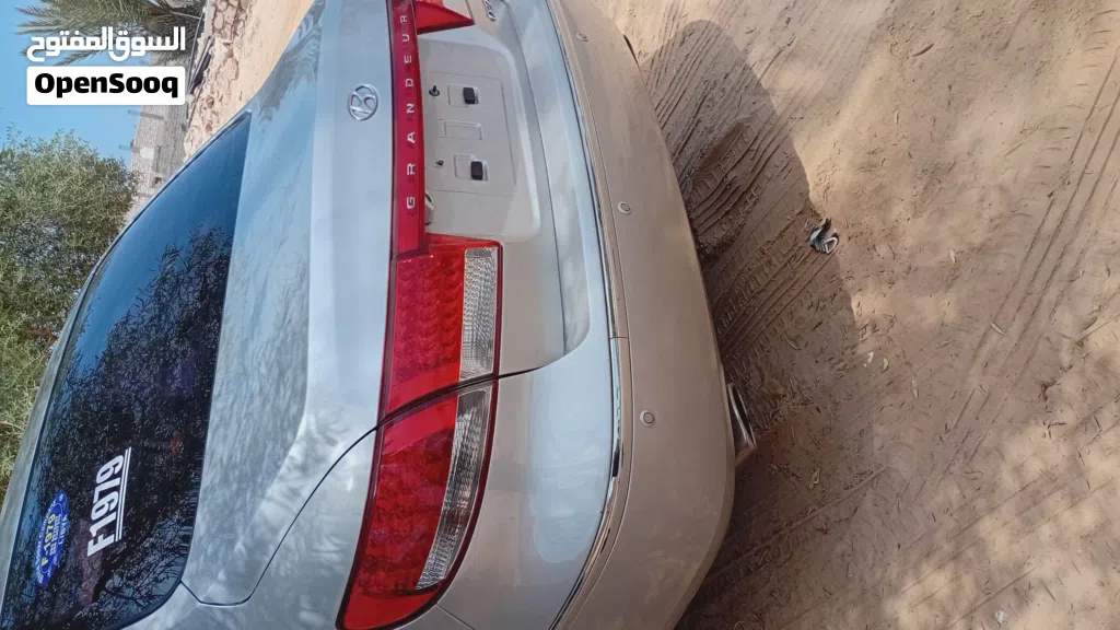 Hyundai Azera GL