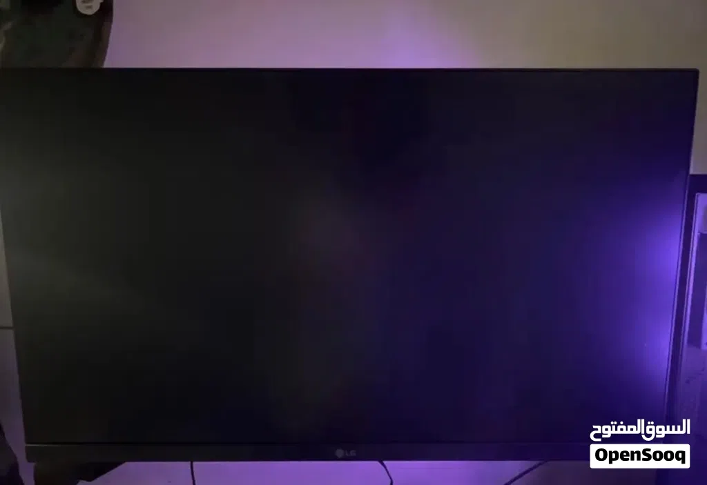 شاشه قيمنق جانبيه