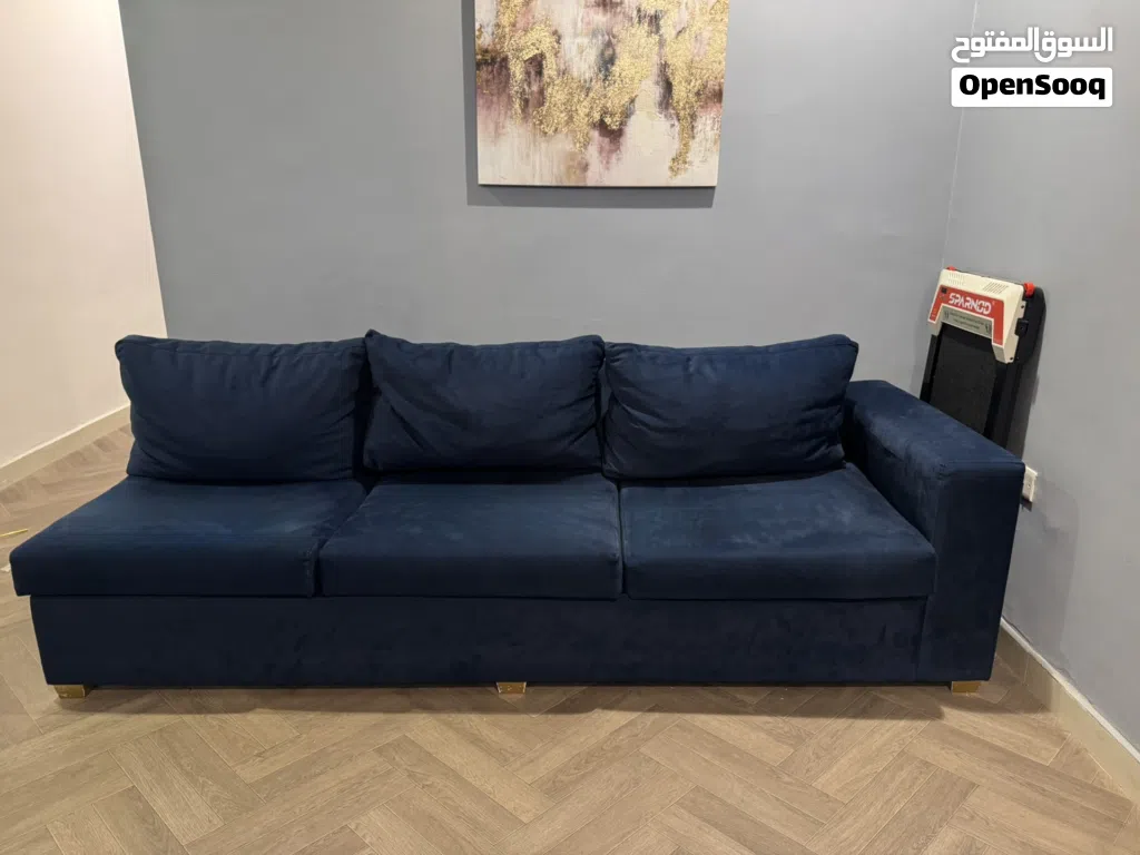 5 seater sofa set (L shape) طقم كنب مكون من 5 مقاعد (على شكل حرف L)