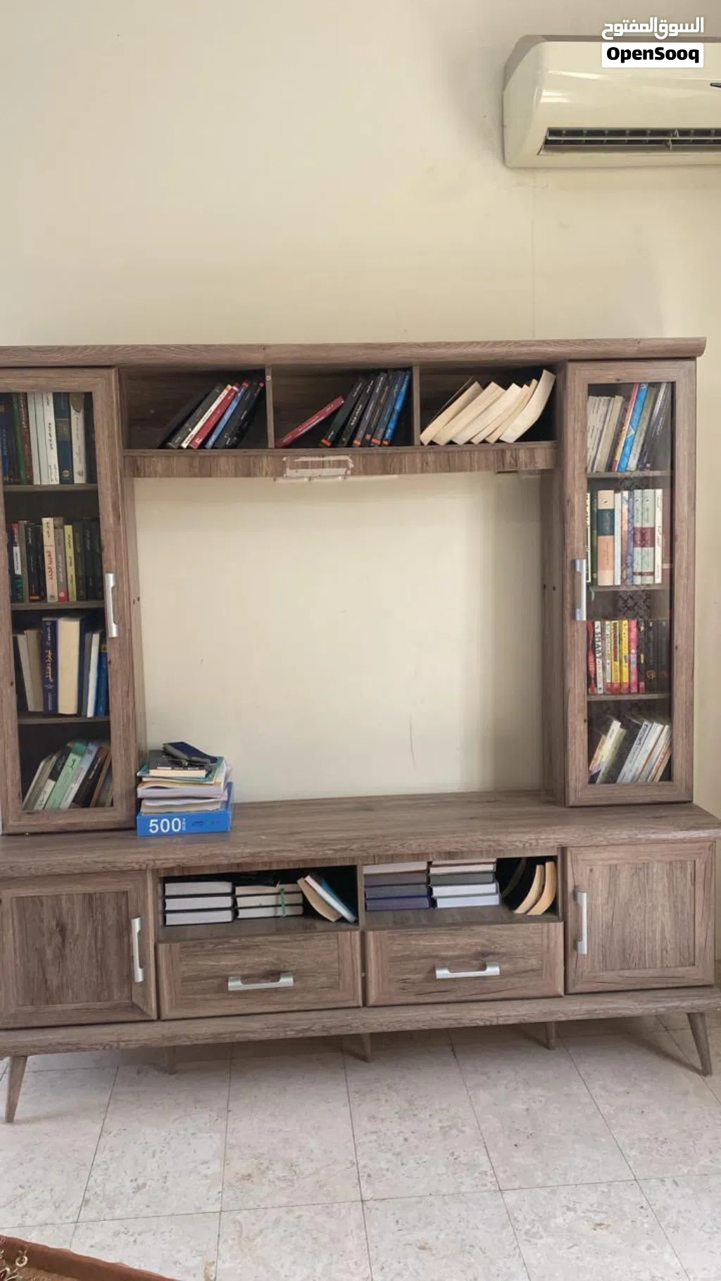 مكتبه للتلفزيون 50ریال قابل
