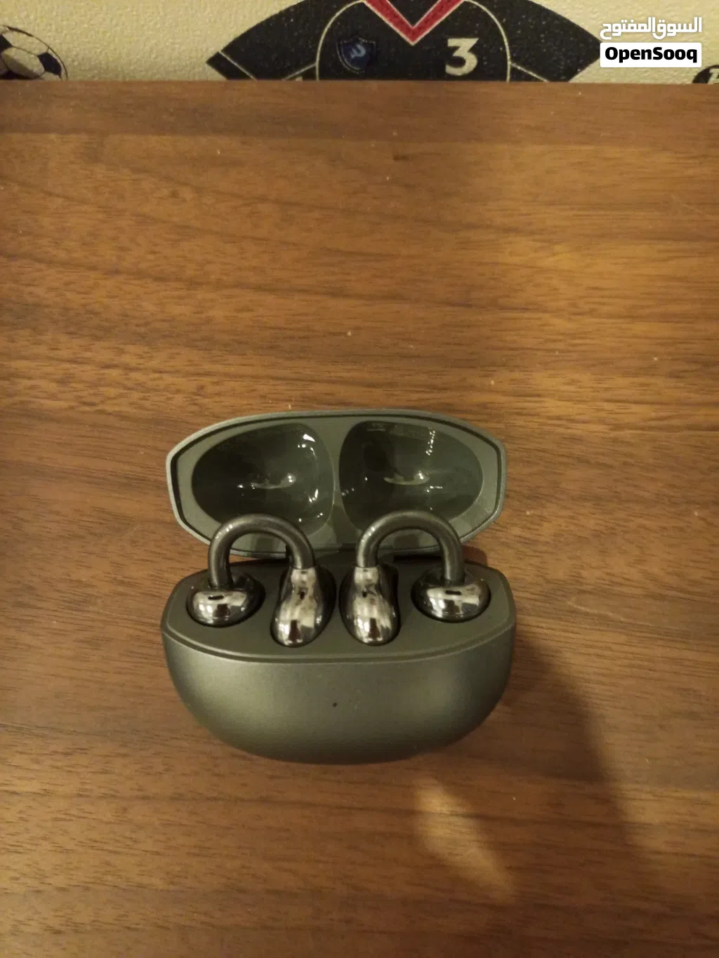 honor earbuds clip