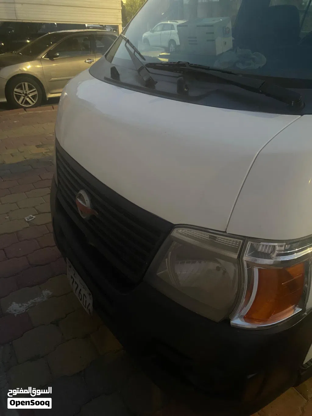باص نيسان 2010
