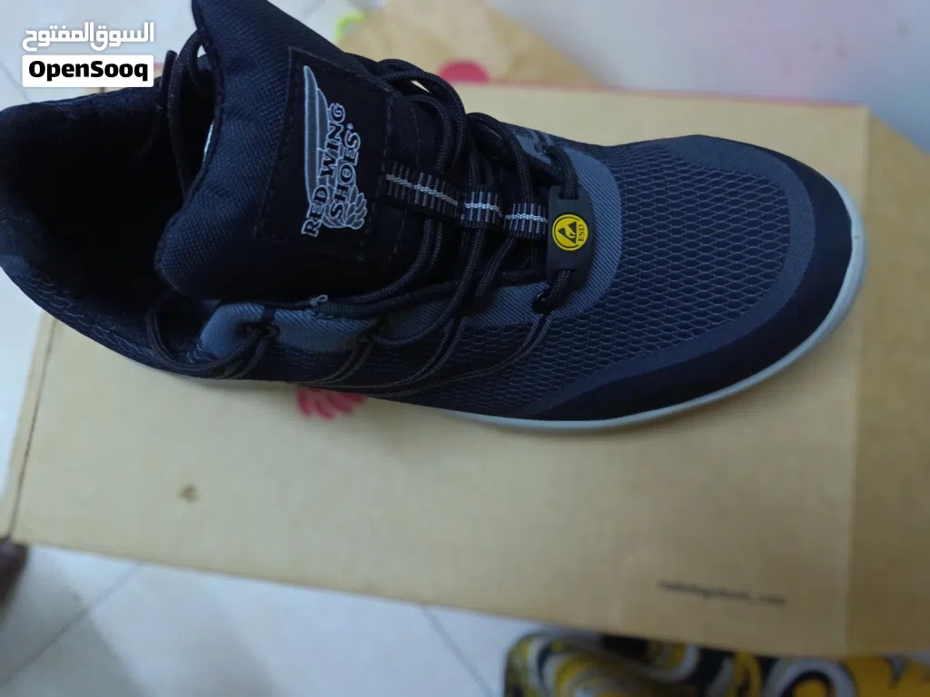 Safety sneakers for sell at only 40 rials. New never used got as agift