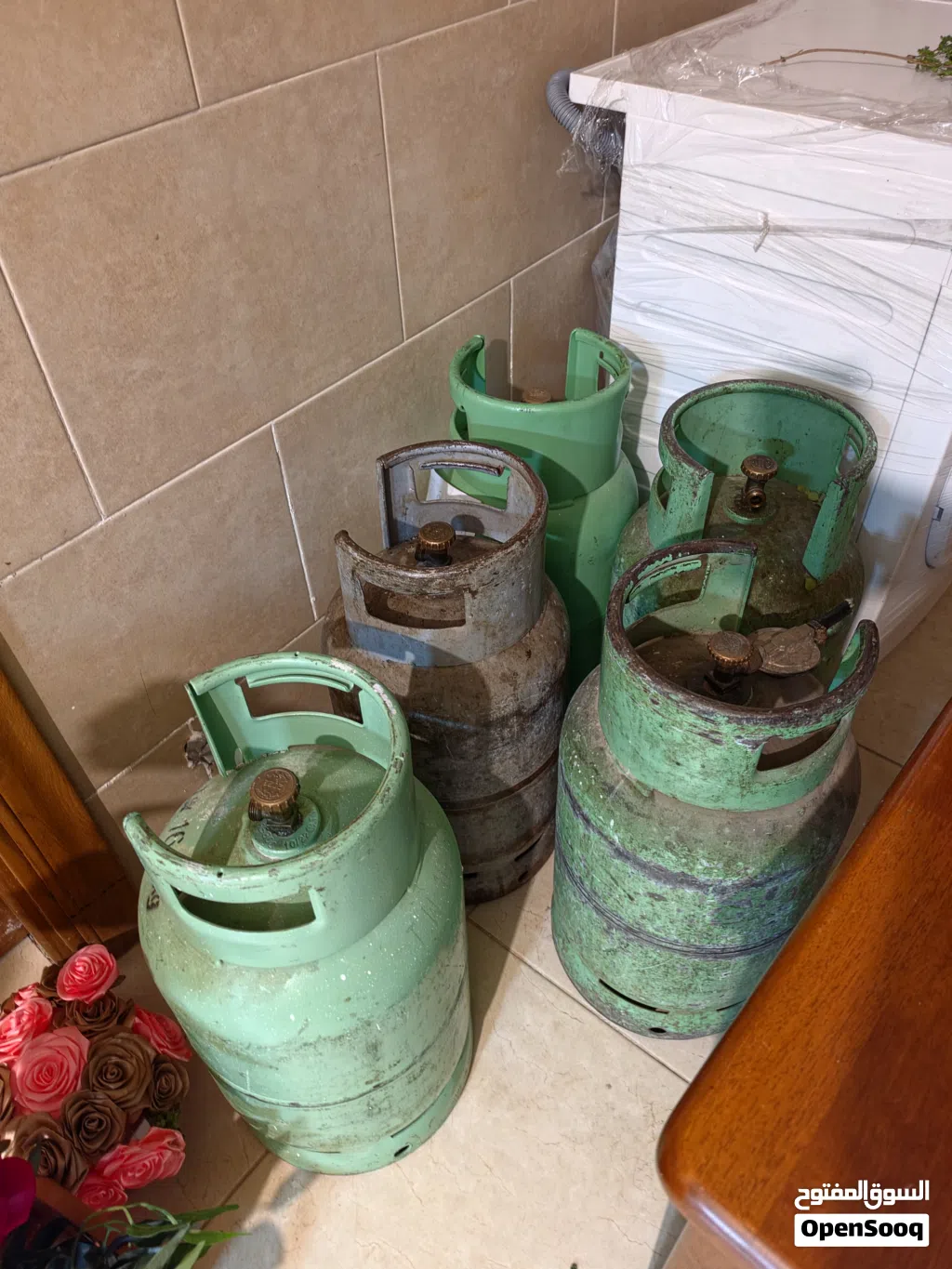 4 جرار غاز