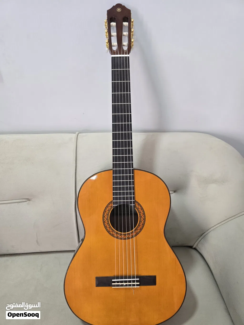 Yamaha C70 جيتار ياماها