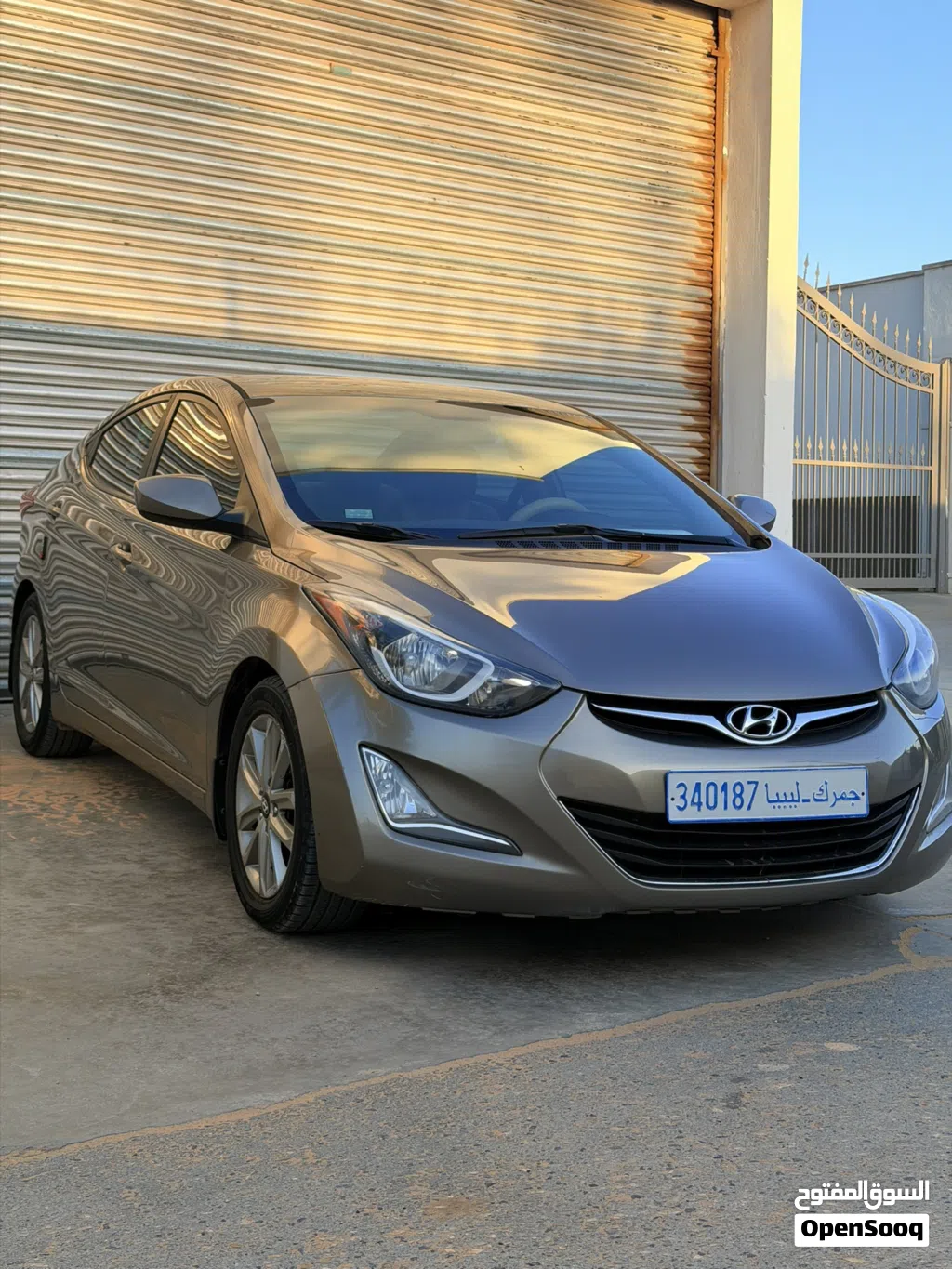 Hyundai Elantra SE