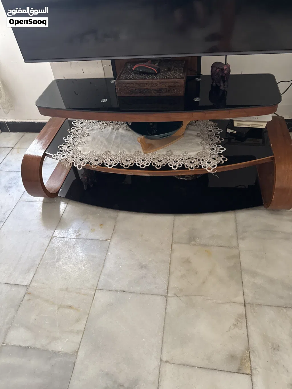 ميز تلفاز خشب