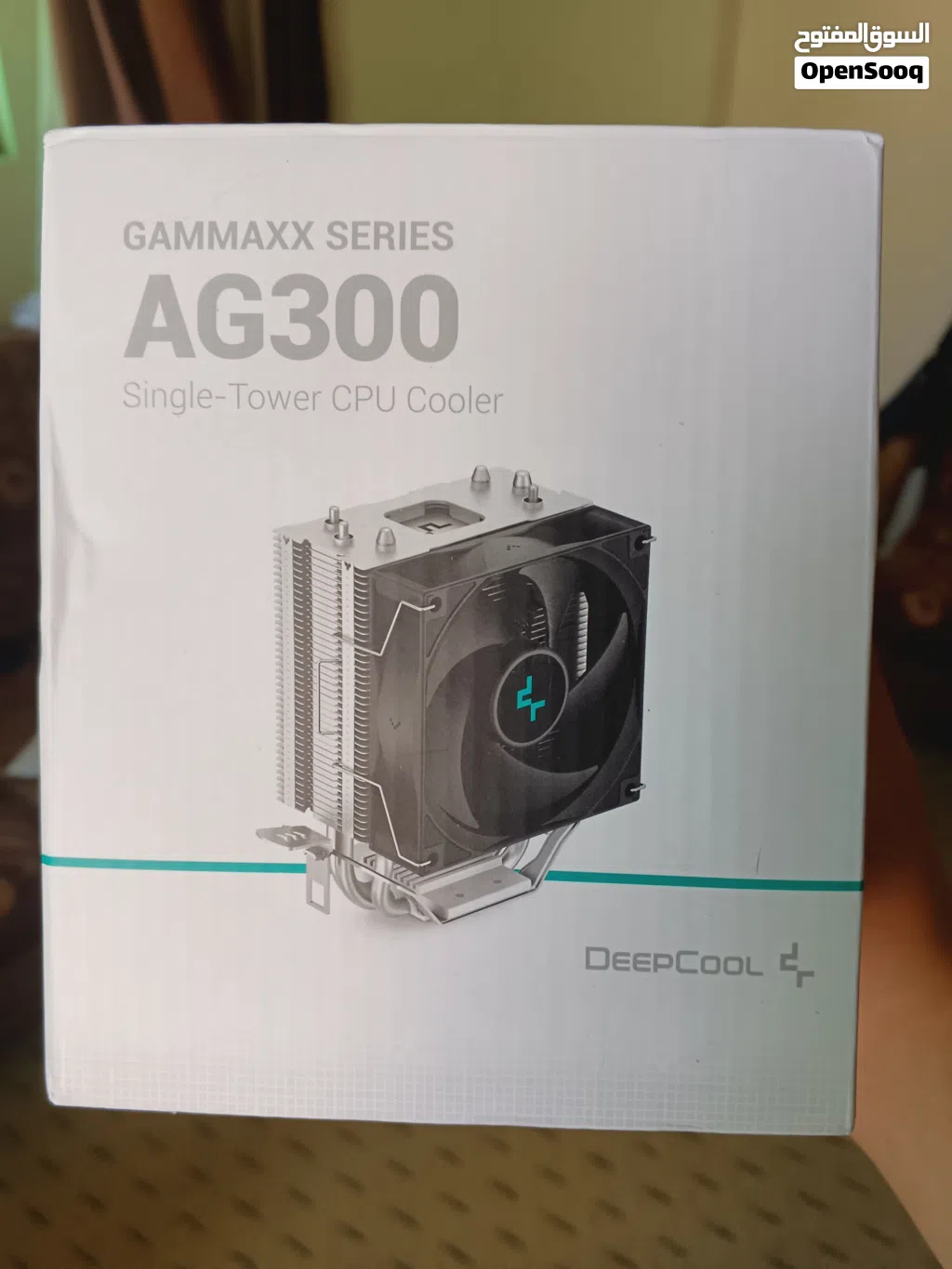 مبرد DEEPCOOL AG300 الهوائي جديد بسعر 25.د، بقدرة تشتيت حرارية تصل إلى 150W، يأتي مع كامل الملحقات.