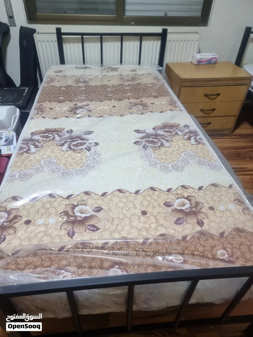 للبيع أسرة نوم مفردة جديدة بالكامل