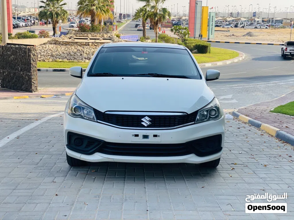 سوزوكي سياز GL