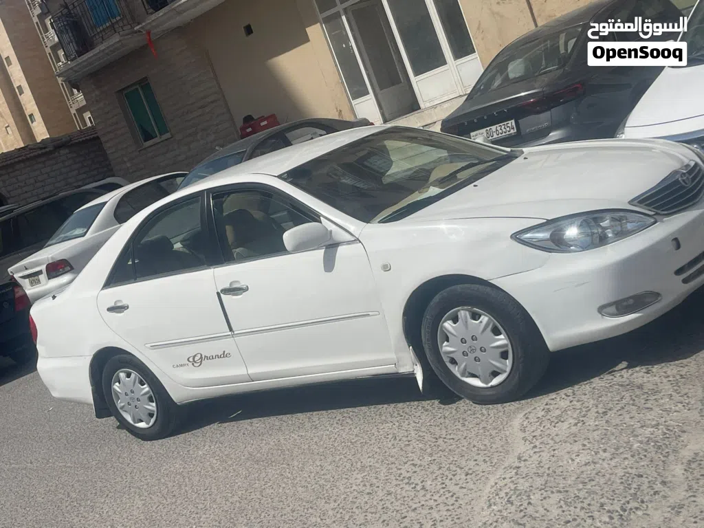 Toyota Camry LUX