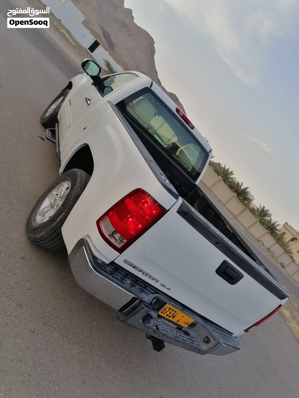 جي إم سي سييرا 1500 AT4