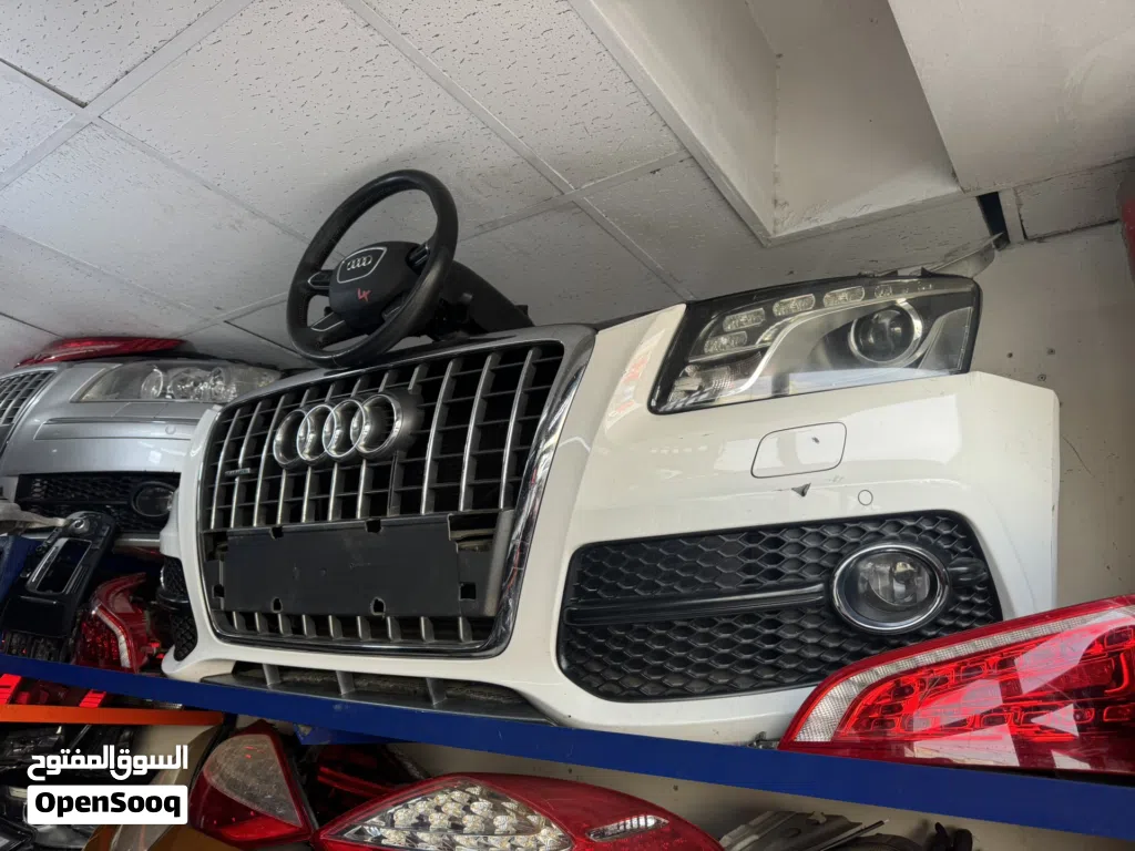 جميع قطع غيار Audi Q5 2009-2015