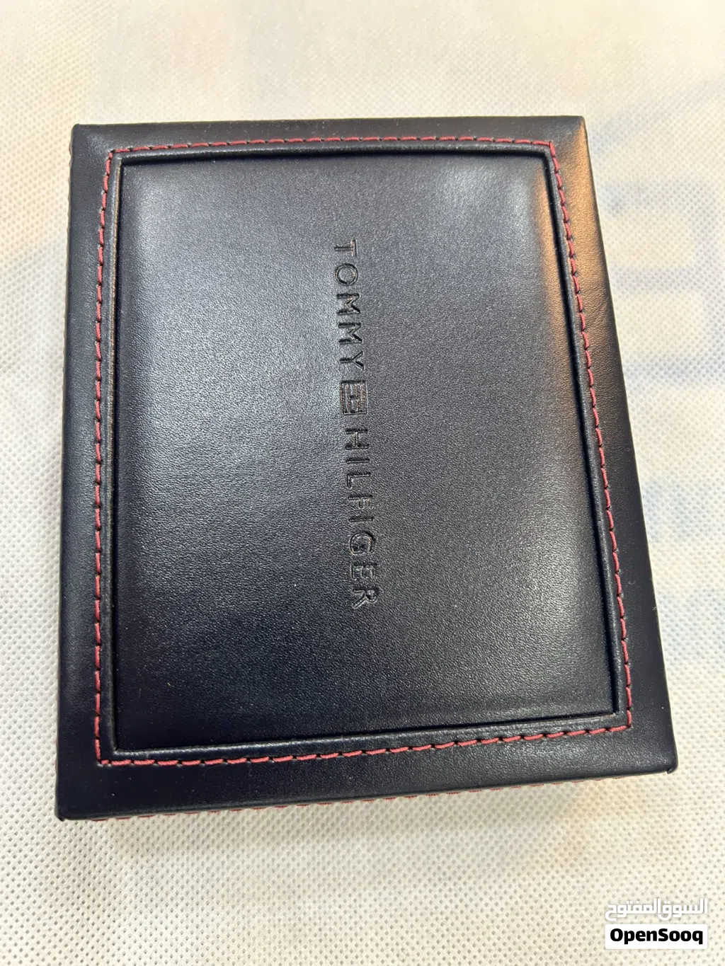 محفظة ماركة تومي هيلفغر (Tommy Hilfiger) أصلية