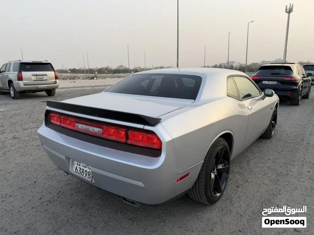 Dodge Challenger SXT