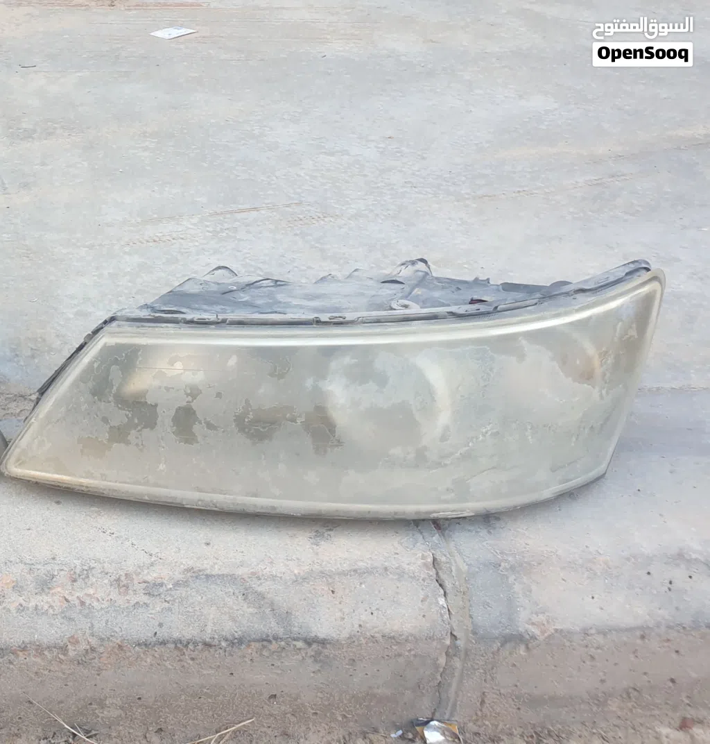 فنار هونداي سوناتا أمامي مستعمل للبيع