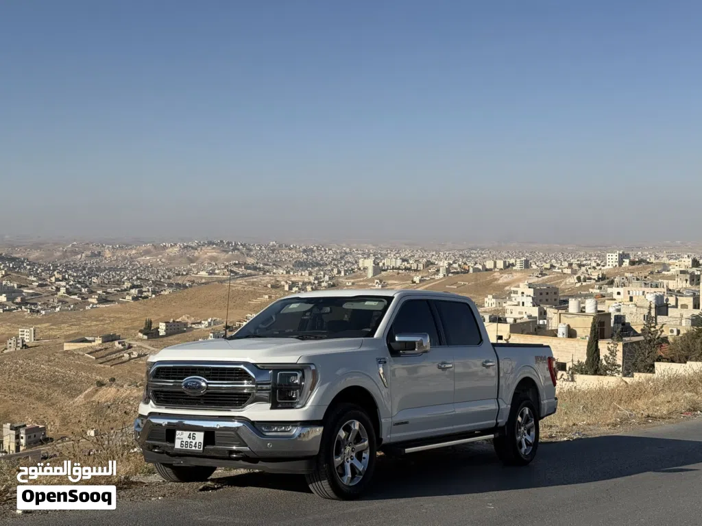 Ford F-150 Lariat
