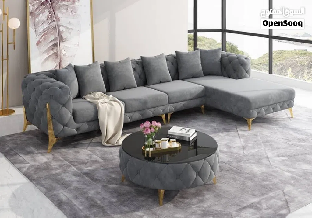 Modern طقم كنب بحالة ممتازة جداً – Elegant Touch & Big Value for a Small Price