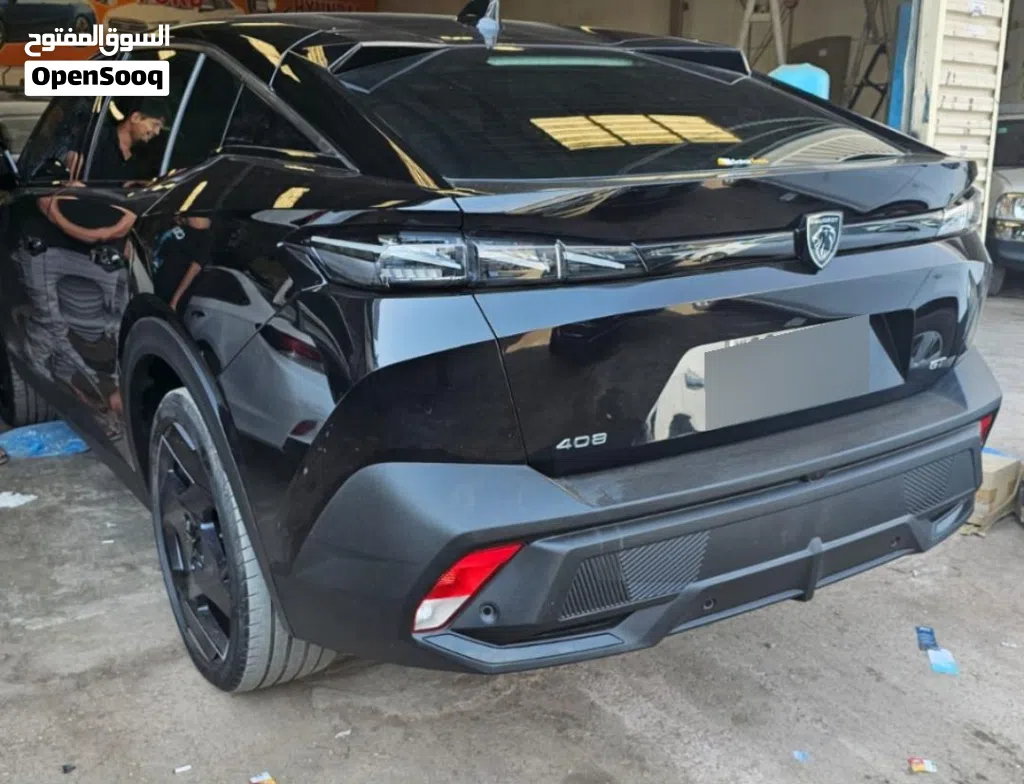 بيجو 408 GT Line