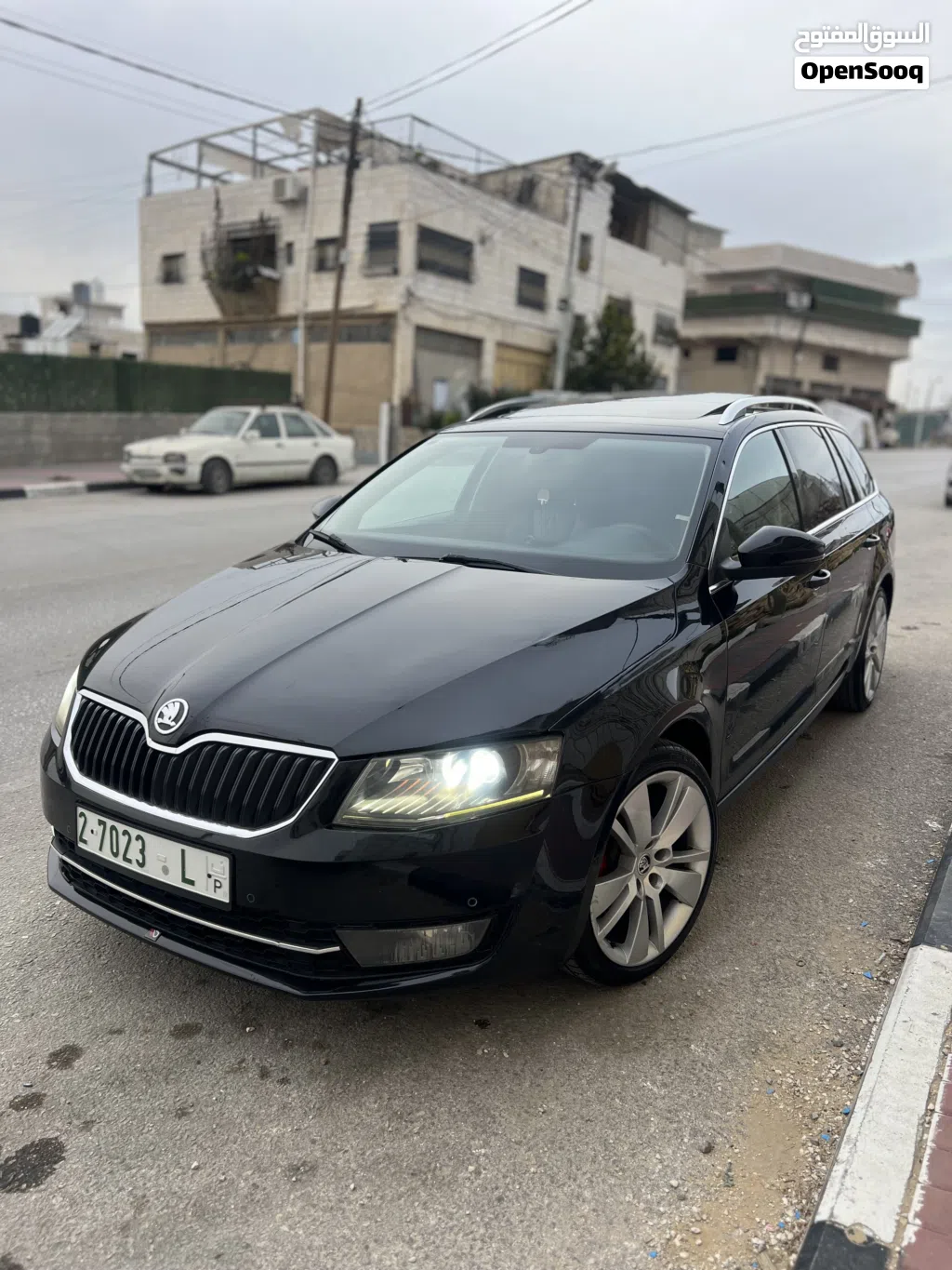 سكودا اوكتافيا Standard