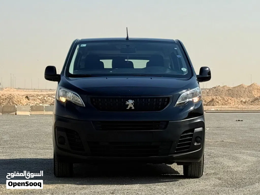 بيجو اكسبرت Standard