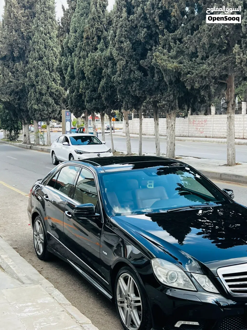 مرسيدس بنز الفئة-E E 200
