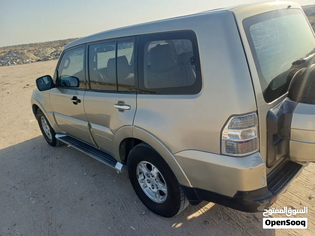 ميتسوبيشي باجيرو GLS