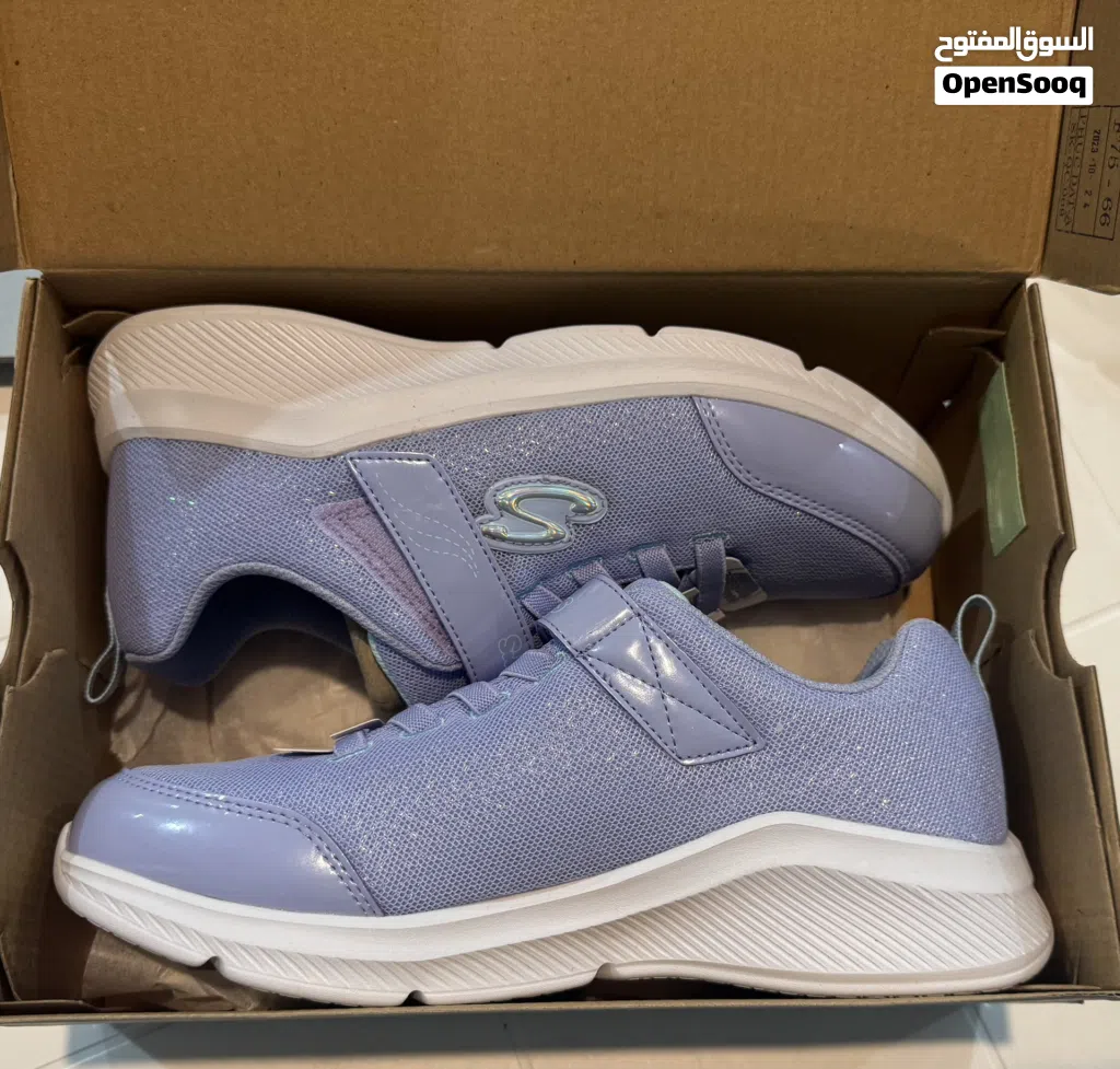 skechers new in box