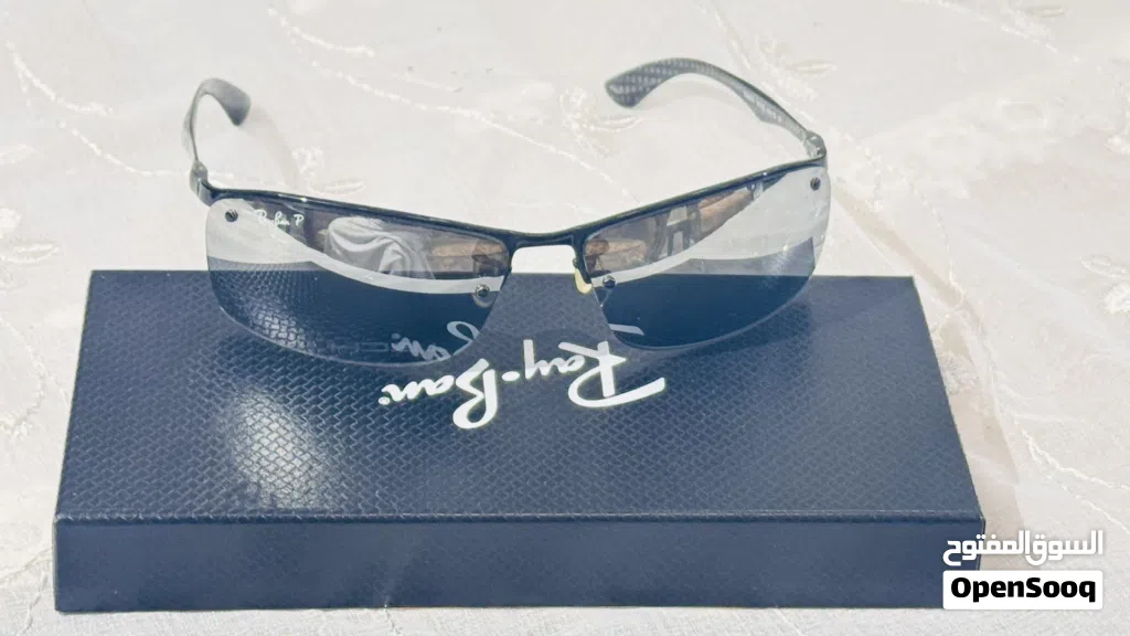 Ray-Ban TECH CARBON FIBRE POLARIZEDRB نظاره ريبان كاربون فايبر بوليرازد